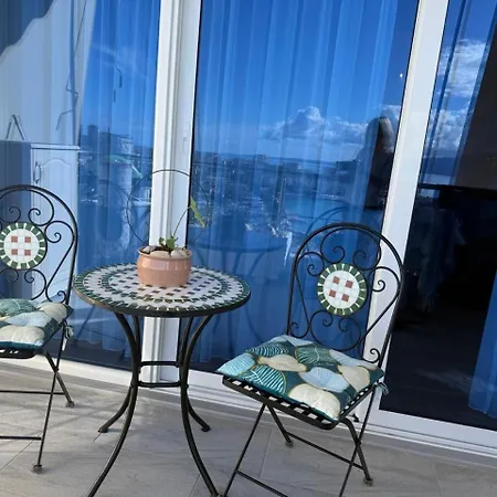 Romantic Getaway Seaview Saranda