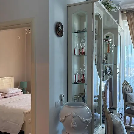 Appartamento Romantic Getaway Seaview Sarandë